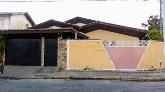 Casa com 3 Quartos à venda, 179m² no Santana, Pindamonhangaba