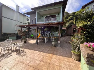 Casa com 5 Quartos à venda, 532m² no Quitandinha, Petrópolis