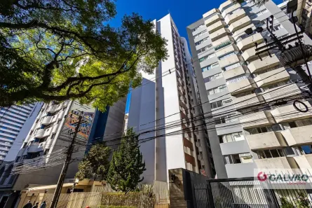Apartamento com 3 Quartos para alugar, 113m² no Centro, Curitiba