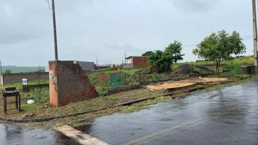 Lote/Terreno à venda, 307m² no Jardim Bethania, Iguaraçu