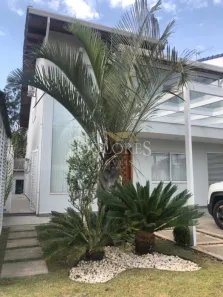 Casa de Condomínio com 3 Quartos à venda, 270m² no Parque Residencial Itapeti, Mogi das Cruzes