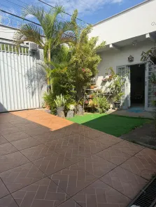 Casa com 3 Quartos à venda, 231m² no Parque das Laranjeiras, Goiânia