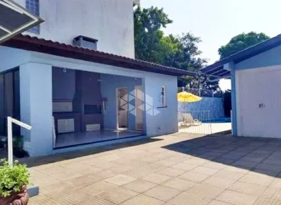 Casa com 3 Quartos à venda, 248m² no Medianeira, Porto Alegre