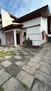 Casa com 3 Quartos para venda ou aluguel, 300m² no Parque Santo Antônio, Campos dos Goytacazes