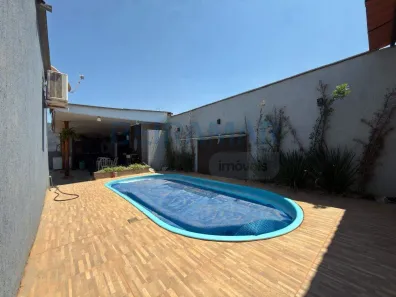 Casa com 3 Quartos para alugar, 400m² no Recanto das Emas, Brasília