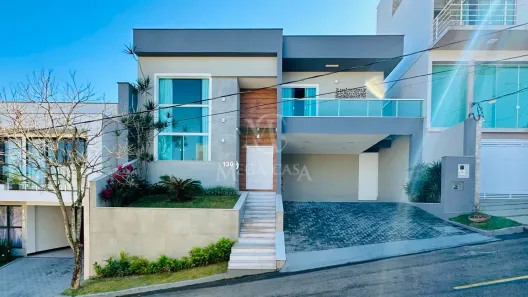 Casa de Condomínio com 4 Quartos à venda, 430m² no São Pedro, Juiz de Fora