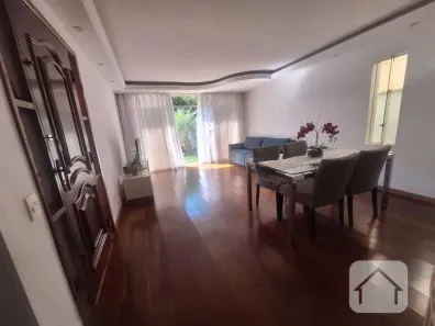 Casa com 3 Quartos à venda, 250m² no Jardim das Vertentes, São Paulo