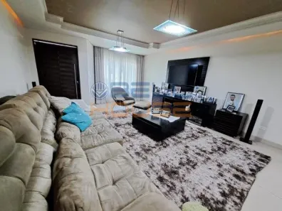 Sobrado com 4 Quartos à venda, 300m² no Vila Guiomar, Santo André