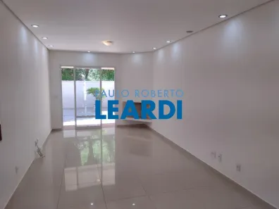 Casa de Condomínio com 2 Quartos para alugar, 168m² no Alphaville, Santana de Parnaíba