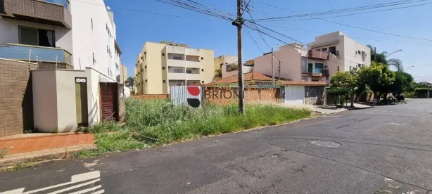 Lote/Terreno à venda, 351m² no Vila Ana Maria, Ribeirão Preto