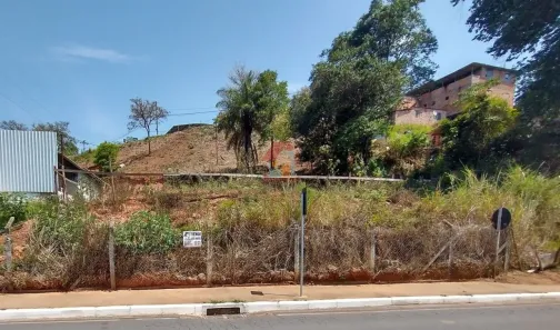 Lote/Terreno à venda, 1332m² no Bela Fama, Nova Lima