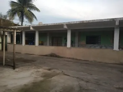Casa com 3 Quartos à venda, 810m² no Sepetiba, Rio de Janeiro