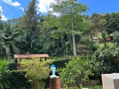 Fazenda/Sítio à venda, 2600m² no Triângulo Azul, São Lourenço da Serra