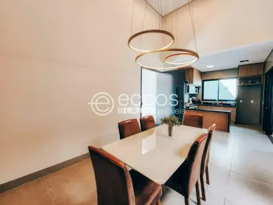 Casa com 3 Quartos à venda, 180m² no Grand Ville, Uberlândia