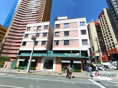 Sala Comercial para alugar, 110m² no Centro, Curitiba