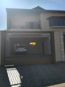 Sobrado com 3 Quartos à venda, 220m² no Jardim Regente, Indaiatuba