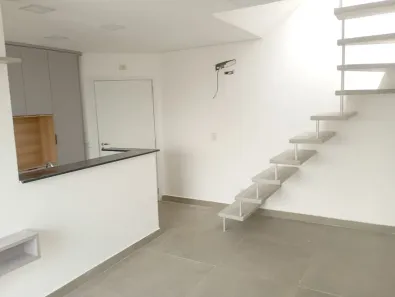 Cobertura com 2 Quartos para alugar, 136m² no Vila Ipojuca, São Paulo