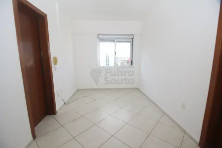 Apartamento com 1 Quarto para alugar, 40m² no Centro, Pelotas