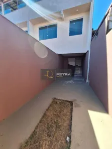 Casa com 5 Quartos à venda, 160m² no Niterói, Betim