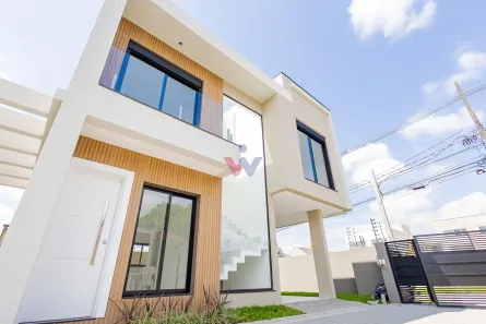 Sobrado com 3 Quartos à venda, 117m² no Boqueirão, Curitiba