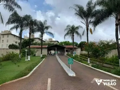 Apartamento com 3 Quartos para alugar, 94m² no Parque do Mirante, Uberaba