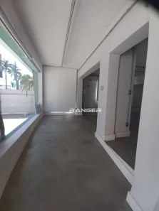 Imóvel Comercial à venda, 436m² no Gonzaga, Santos