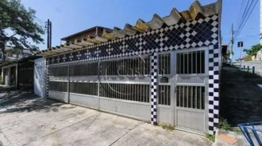 Casa com 2 Quartos à venda, 100m² no Vila Carrão, São Paulo