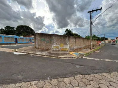Lote/Terreno à venda, 330m² no Nossa Senhora da Abadia, Uberaba