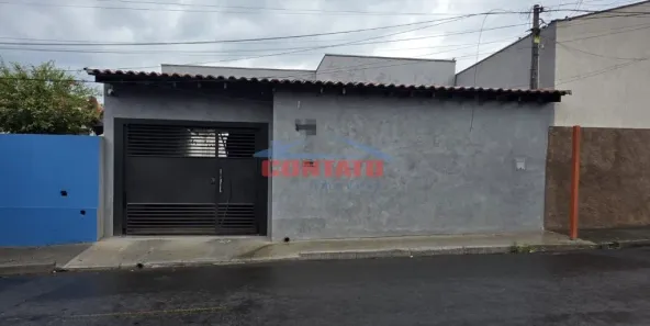 Casa com 3 Quartos à venda, 180m² no Vila São José, São Carlos