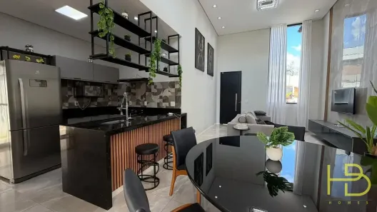 Casa de Condomínio com 2 Quartos para alugar, 140m² no Jardim Gutierres, Sorocaba