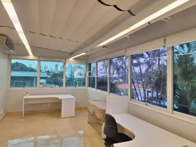 Casa com 4 Quartos para alugar, 601m² no Pacaembu, São Paulo
