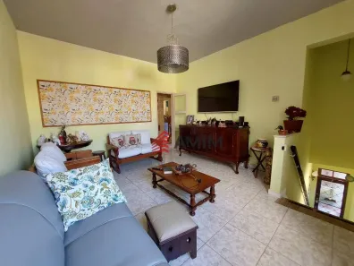 Casa com 2 Quartos à venda, 90m² no Santa Rosa, Niterói