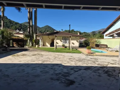 Casa com 3 Quartos à venda, 250m² no Duchas, Petrópolis