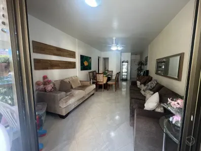 Apartamento com 3 Quartos à venda, 105m² no Centro, Florianópolis