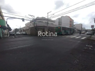 Ponto Comercial para alugar, 120m² no Nossa Senhora Aparecida, Uberlândia
