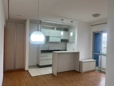 Apartamento com 3 Quartos para alugar, 70m² no Terra Bonita, Londrina