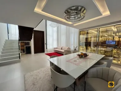 Casa de Condomínio com 3 Quartos à venda, 225m² no Ingleses do Rio Vermelho, Florianópolis