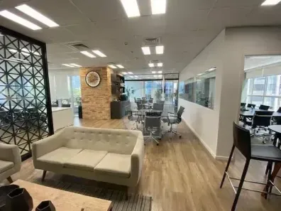 Sala Comercial para venda ou aluguel, 205m² no Jardim das Acácias, São Paulo