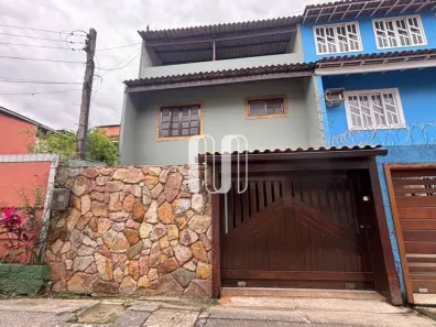 Casa com 3 Quartos à venda, 193m² no Centro, Macaé