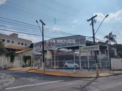 Casa com 4 Quartos à venda, 400m² no Jardim América, Goiânia