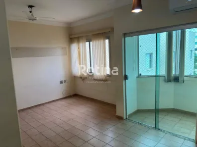 Apartamento com 2 Quartos à venda, 72m² no Umuarama, Uberlândia
