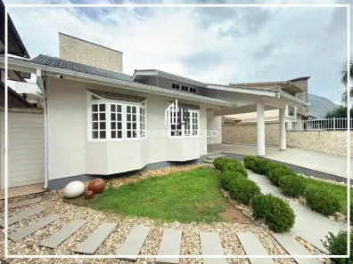 Casa com 4 Quartos à venda, 230m² no Pio Corrêa, Criciúma