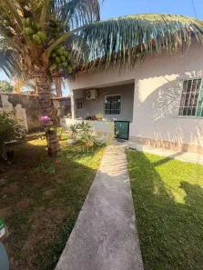Casa com 3 Quartos à venda, 220m² no Parque Hotel, Araruama