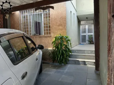 Casa com 3 Quartos à venda, 197m² no Jardim D'Abril, Osasco
