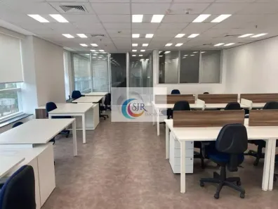 Sala Comercial para alugar, 203m² no Jardim das Acácias, São Paulo