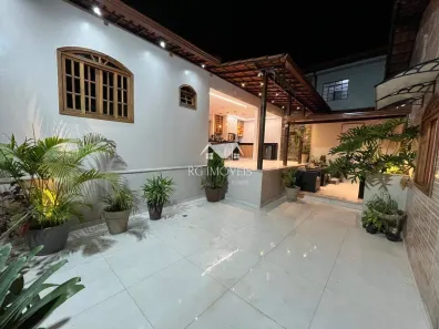 Casa com 3 Quartos à venda, 200m² no Conjunto Habitacional Bueno Franco, Betim