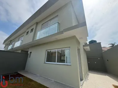Casa com 3 Quartos para alugar, 72m² no Centro, Bertioga