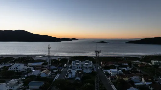 Apartamento com 2 Quartos à venda, 70m² no Praia do Sonho, Palhoça