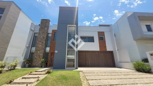 Casa de Condomínio com 3 Quartos à venda, 247m² no Tomazetti, Santa Maria