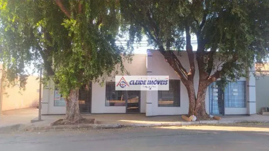 Imóvel Comercial com 2 Quartos à venda, 196m² no Morada da Serra, Cuiabá
